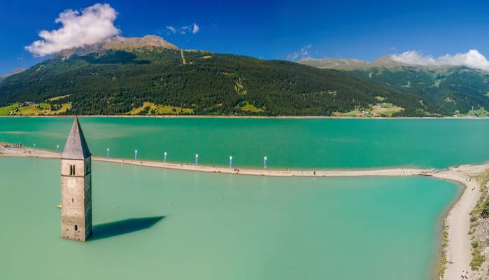 Südtirol gehört aufgrund seines landschaftlichen Facettenreichtums zu den beliebtesten Wellness-Regionen Europas. (Foto:  AdobeStock - 625027482 Wolfgang Hauke)