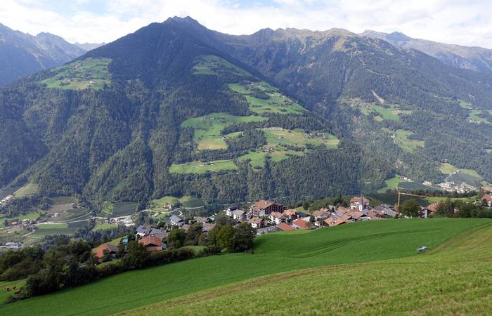 Verdins ist der Inbegriff eines pittoresken Bergdorfes in Südtirol. (Foto: AdobeStock - 391393067  etfoto) 