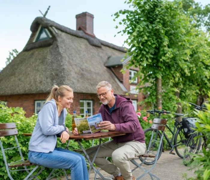 Radfahren macht Appetit auf regionale Leckereien. (Foto: Holstein Tourismus. Frank Siemers)