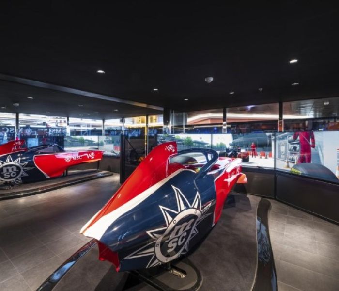 Die MSC Formula Racer in der Hall of Games (Foto: MSC Rights)